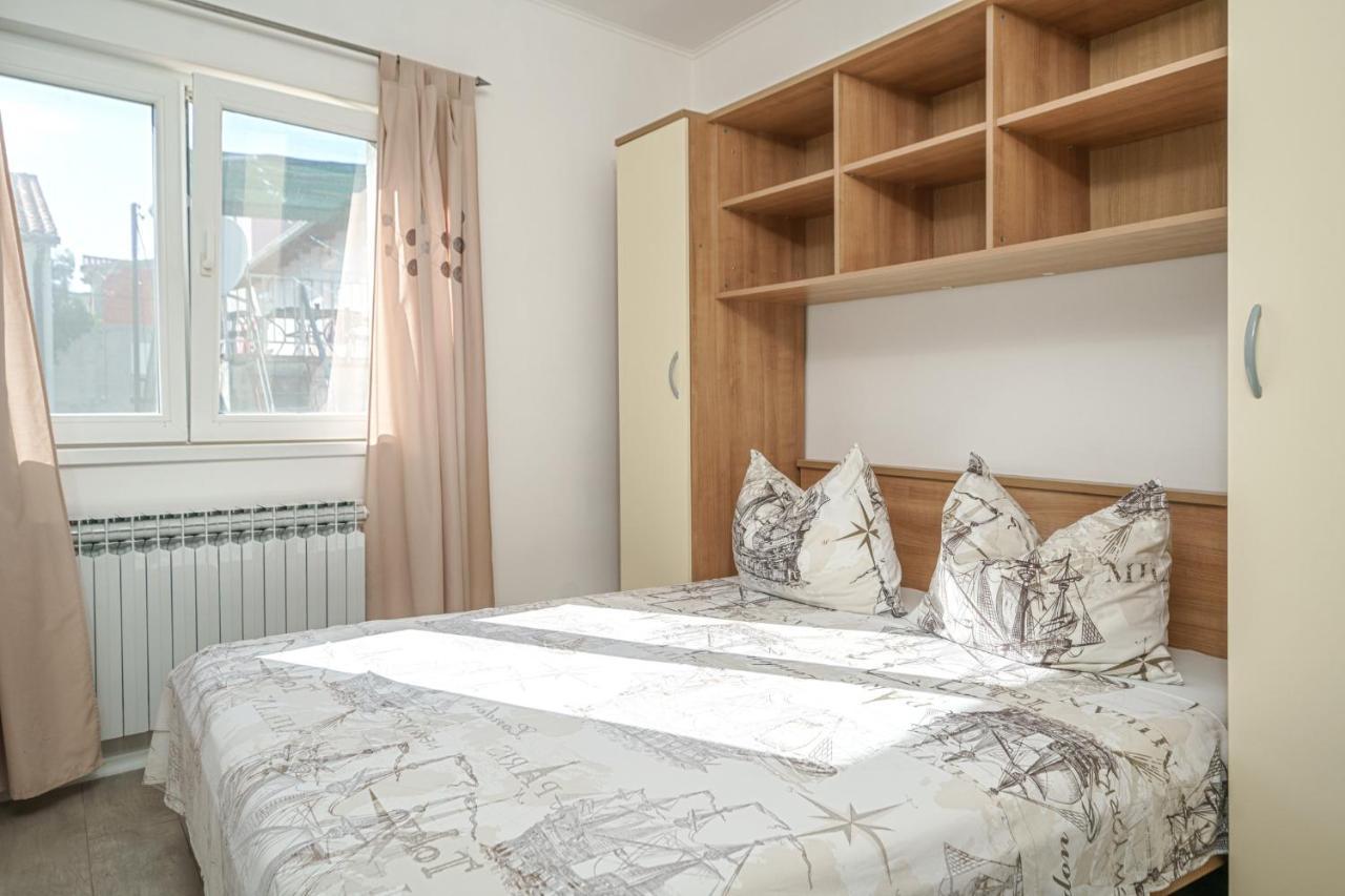 Apartmani Gabriella Водице Экстерьер фото