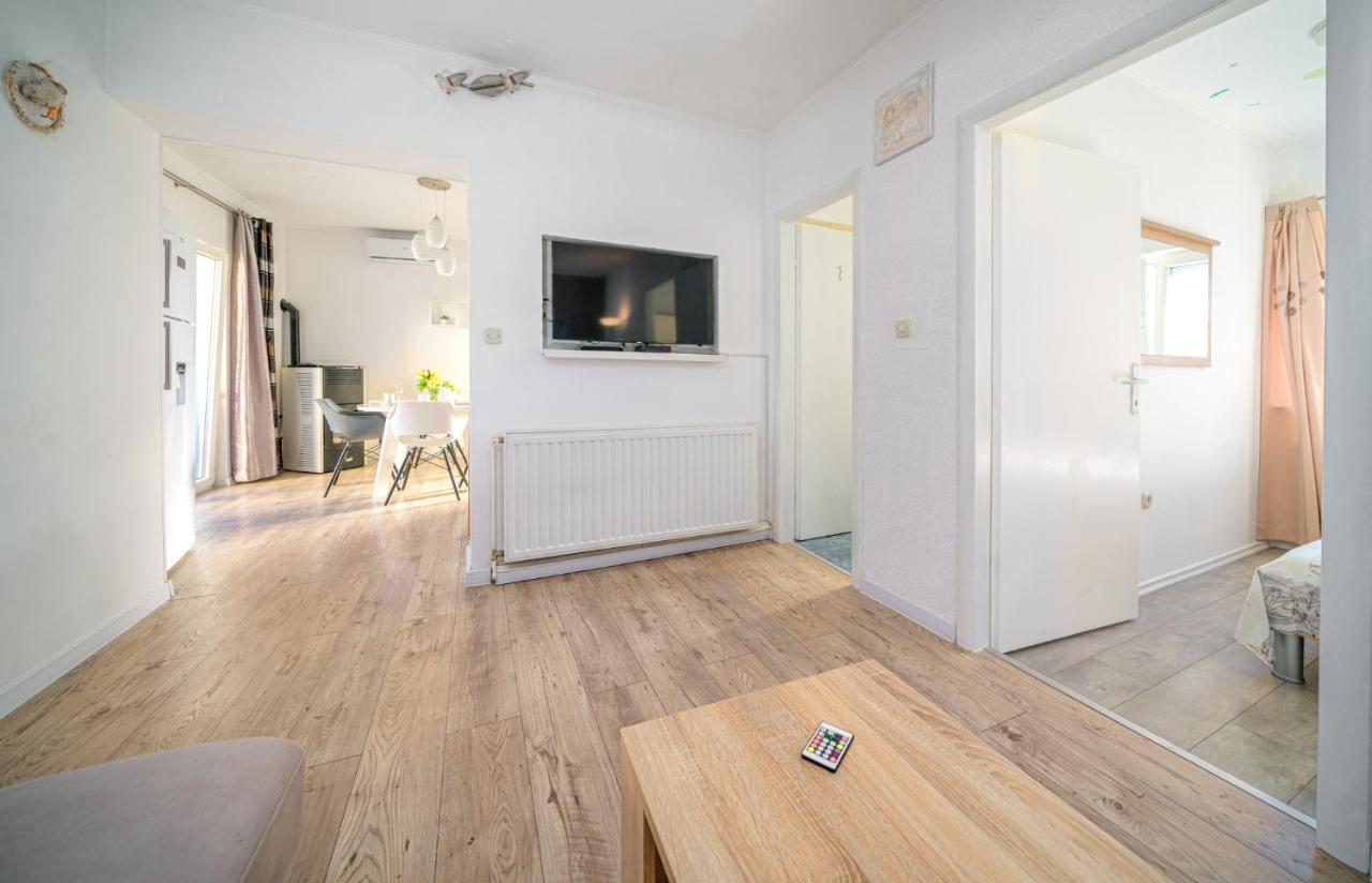 Apartmani Gabriella Водице Экстерьер фото